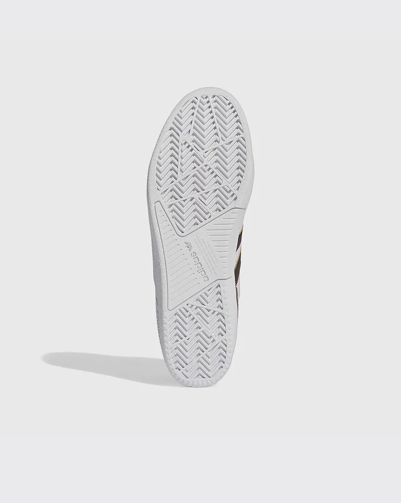 Adidas Tyshawn Low Shoe - IE3126