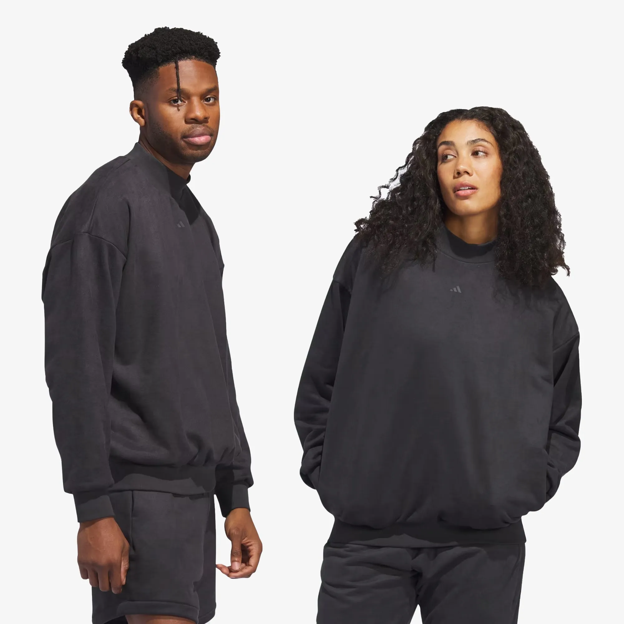 Sueded Crew Neck Basketball Sweatshirt in Carbon