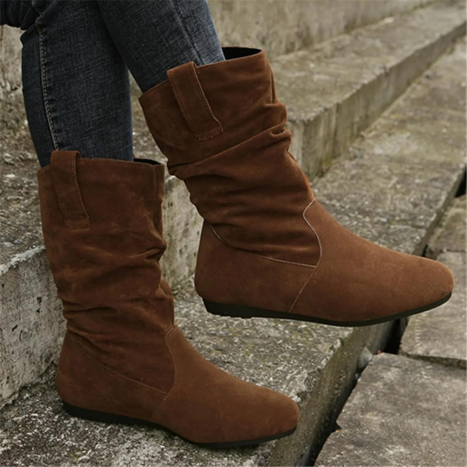 Womens Casual Western Boots Mid Calf Boots for Women Ladies British Fashion Suede Pleated Round Toe Casual Boots